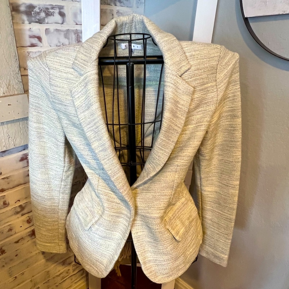 Cabi suit size 10